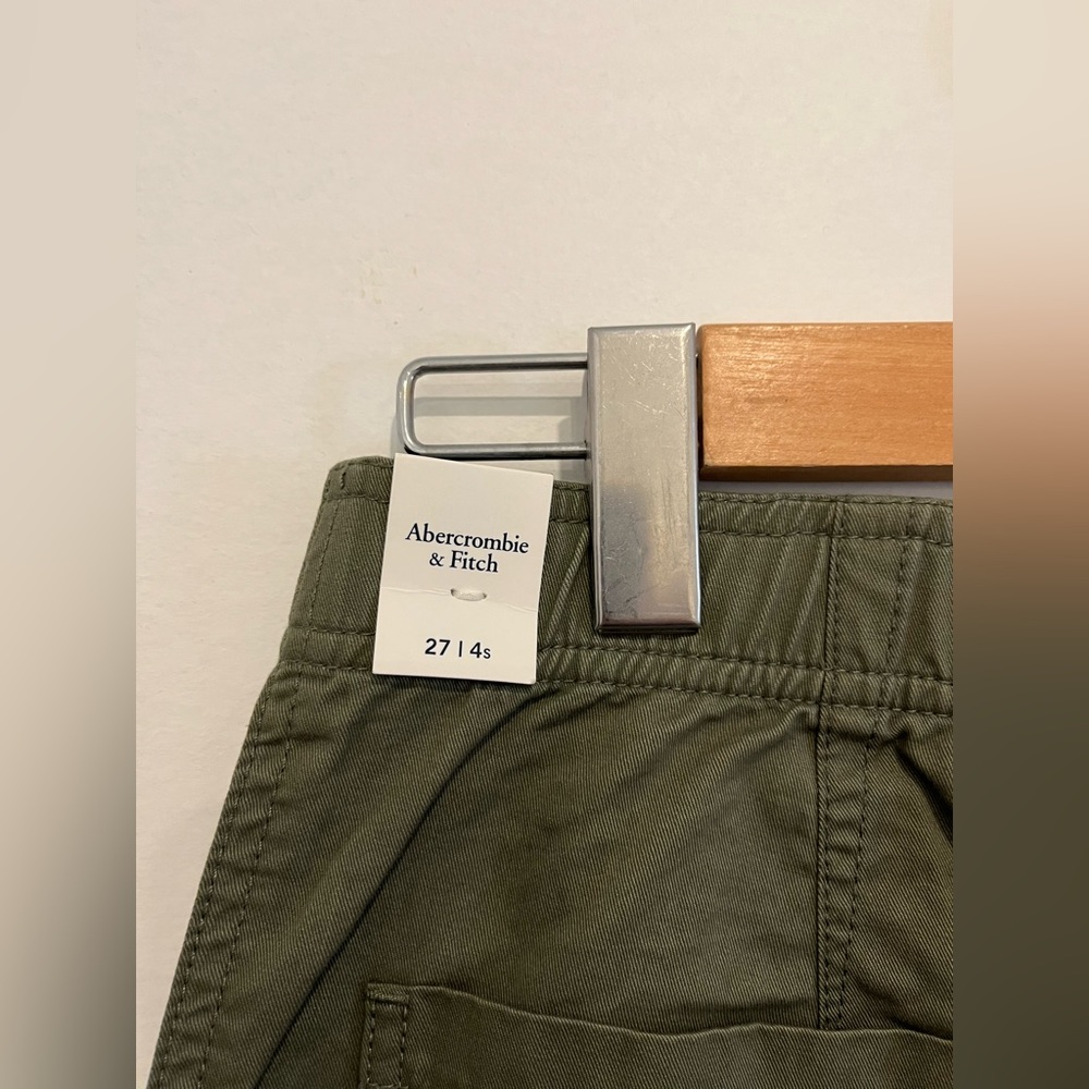 A&F Cargo Pants - Picture 4 of 4